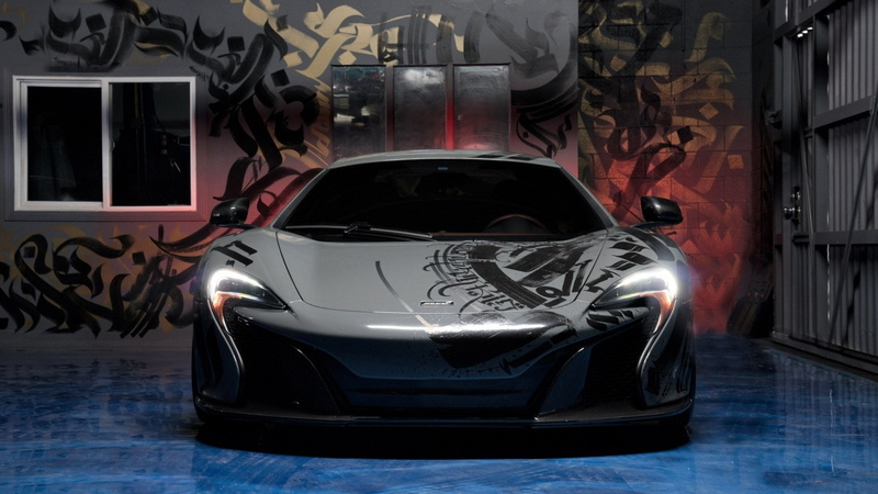 Vehicle, sculpture, table, lighting equipment, mode of transportation, 1080P, McLaren 650S, no people, pattern, Silver Car, absence, representation, animal representation