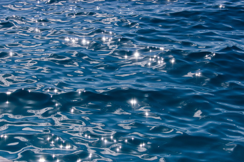 shine, daytime, no people, high angle view, sea, sunlight, rippled, purity, 5K, surface, waves, outdoors, full frame, pattern, waterfront, nature, reflection