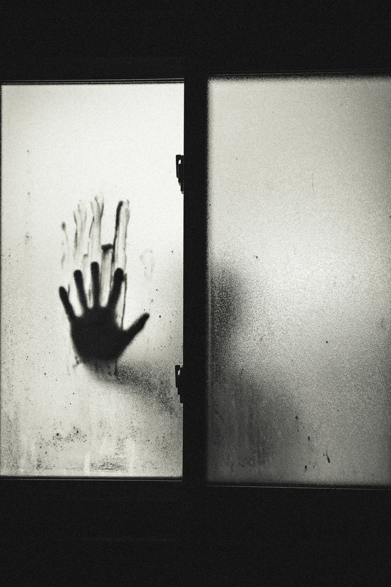 glass - material, transparent, horror, creepy, real people, frosted glass, shadow, human body part, die, mystery, finger, silhouette, crime, window, 4K