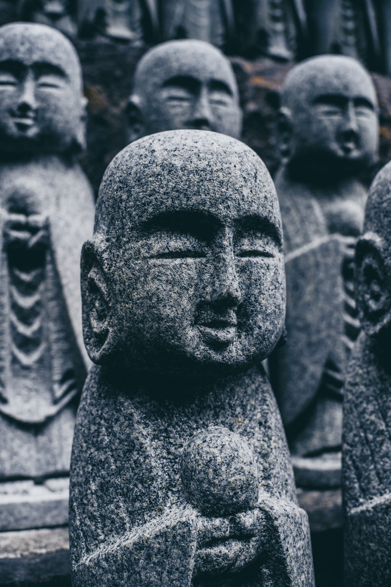 religion, the past, architecture, craft, spirituality, stone material, creativity, focus on foreground, close-up, statuettes, male likeness, human representation