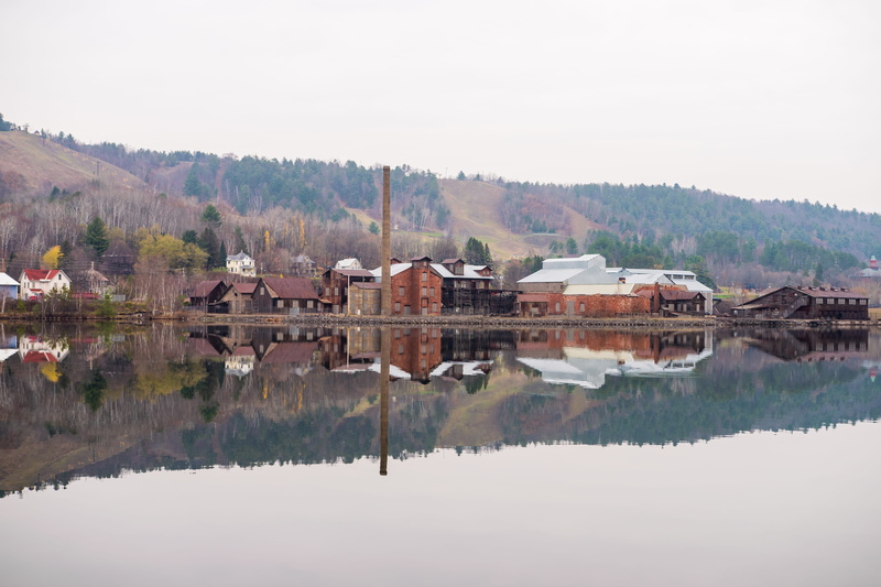 outdoors, building, industry, lake, house, 5K, tree, water, plant, 19th century, united states, rustic, landscape, copy space, michigan, mirror, trees