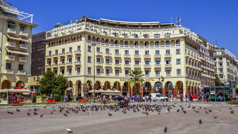 travel destinations, transportation, travel, built structure, nature, motor vehicle, plant, crowd, street, downtown, road, 5K, greece, thessaloniki, sky
