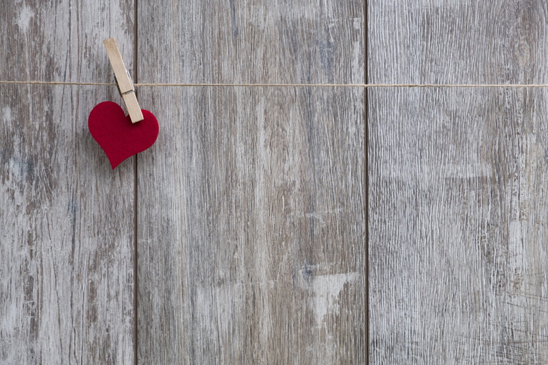 clothes line, shape, design, romance, textured, heart, invitation, close-up, wood - material, mothers day, map, coupon, cut, clothes peg, still life, 5K