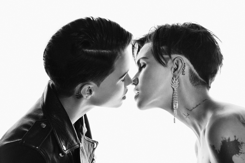 ruby rose, actress, rose, 4K, monochrome, ruby, kiss