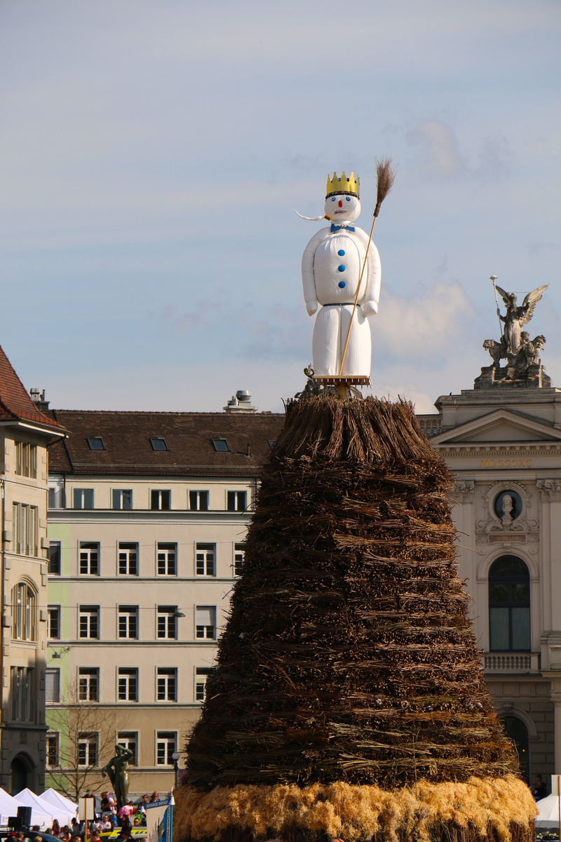 architecture, creativity, male likeness, building exterior, representation, statue, sky, day, funeral pyre, built structure, nature, low angle view, no people