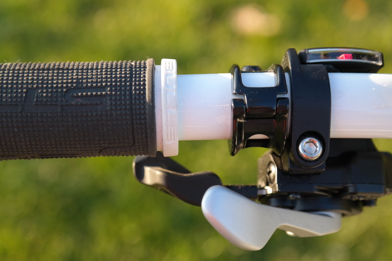 Grab Bar, cycling, gun, Handle, Handlebars, rubber, no people, black color, mountain bike, focus on foreground, communication, equipment, digital camera