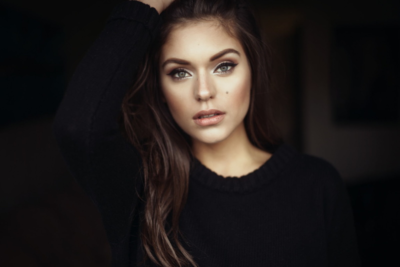 serious, women, headshot, beautiful people, front view, close-up, Alyssa Lynch, long hair, 1080P, young adult, young women, contemplation, portrait, human face