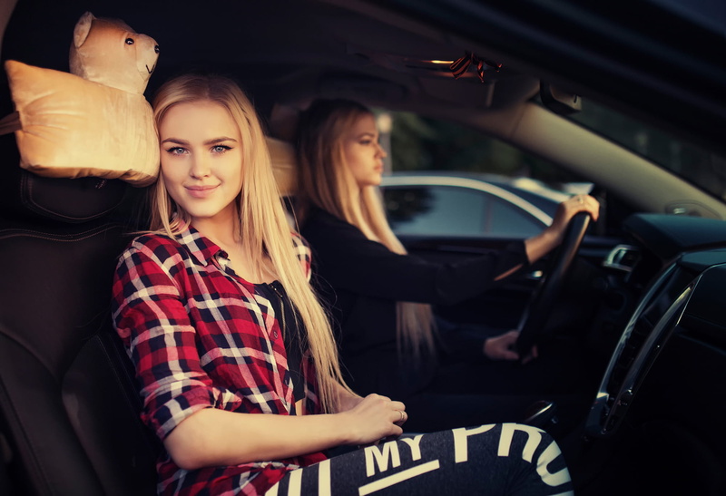 Ivan Gorokhov, motor vehicle, lifestyles, adult, young women, driving, blond hair, casual clothing, sleeved, teenager, s, auto, shirt, 1080P, females