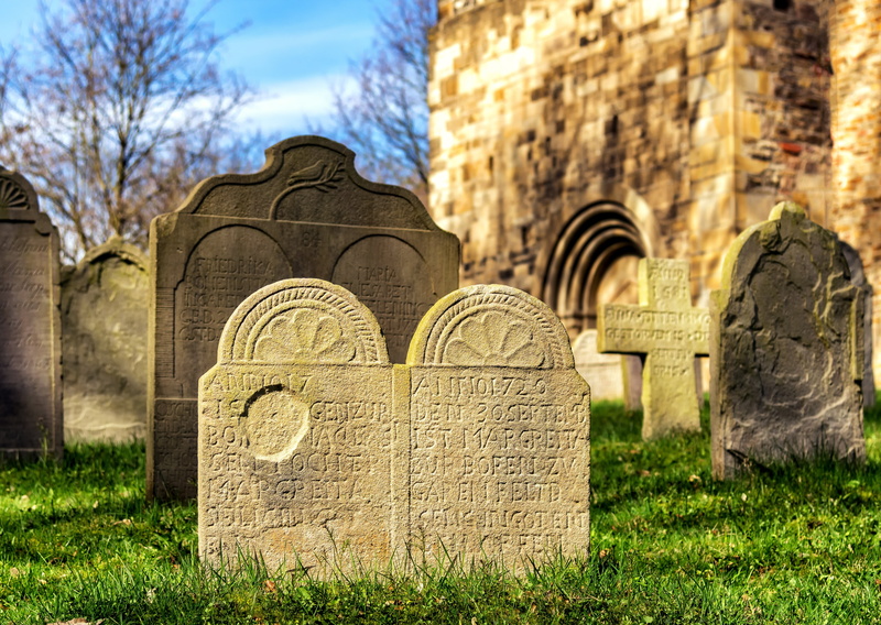 stony, belief, grass, inscription, historically, cross, past, beige, cemetery, church, middle ages, 5K, spirituality, no people, weathered, day, old, religion
