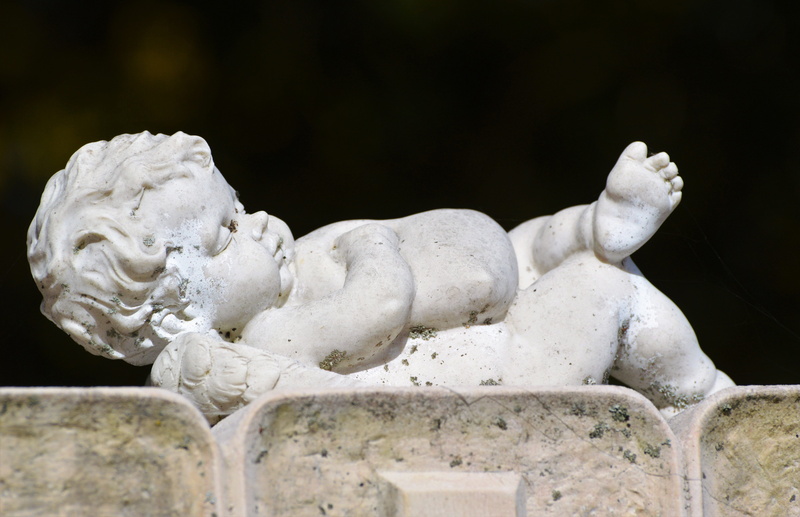 grave, figure, architecture, human body part, resting place, mourning, ancient, craft, the past, dead, cemetery, rock carving, carving - craft product
