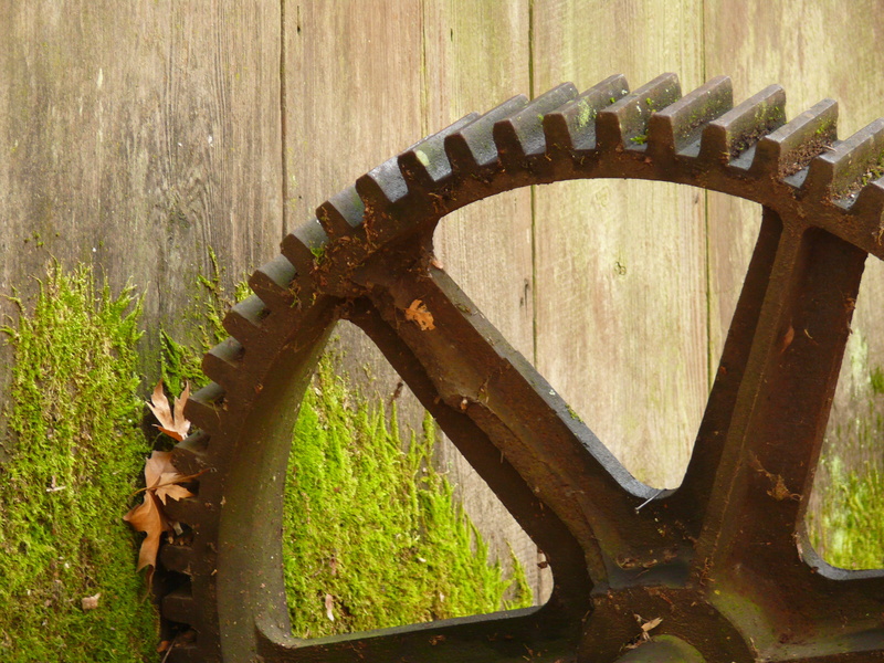 tool, 2K, metal, cog wheel, wood - material, land vehicle, abandoned, iron - metal, equipment, weathered, outdoors, wheel, agriculture, no people, close-up