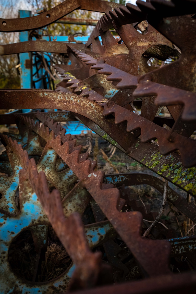 wheels, retro, machine, deterioration, rust, pattern, outdoors, decay, backgrounds, antique, obsolete, rusty, abandoned, metal, day, full frame, vintage