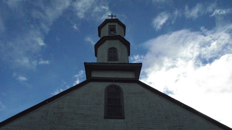 chiloé, chile, tower, 4K, history, building, spire, dalcahue, outdoors, low angle view, no people, church, architecture, tall - high, nature, building exterior