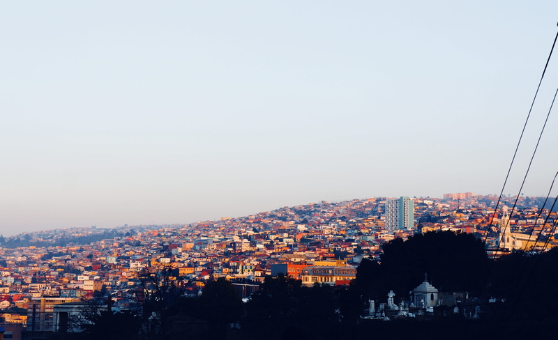 valparaiso, building, high angle view, sky, office building exterior, skyscraper, built structure, travel destinations, 4K, valparaíso, clear sky, city
