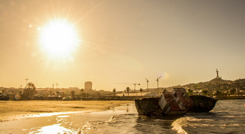 cityscape, verano, sea, sudamerica, south america, mar, outdoors, latin america, coquimbos, city, architecture, lens flare, boat, no people, waterfront