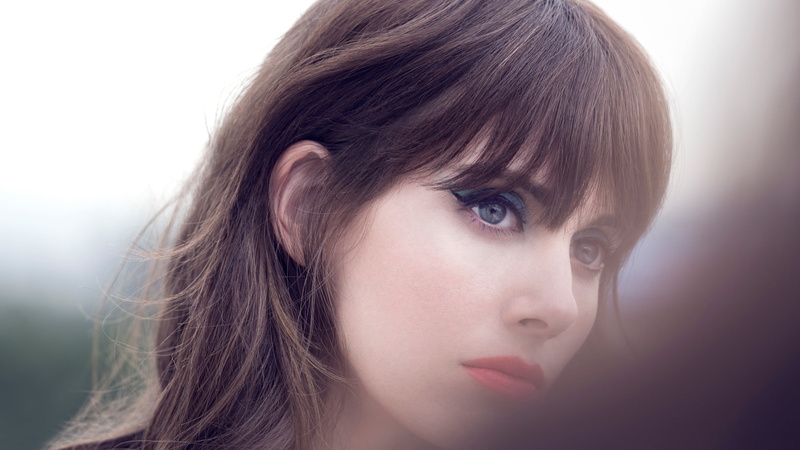 women, looking, headshot, contemplation, brown hair, human face, bangs, young adult, portrait, beauty, Alison Brie, actress, hairstyle, beautiful woman