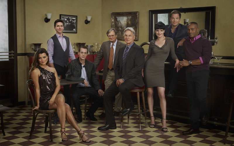 real people, sitting, portrait, business, adult, standing, young adult, Rocky Carroll, Ziva David, women, Anthony Dinozzo, Leon Vance, full length, NCIS