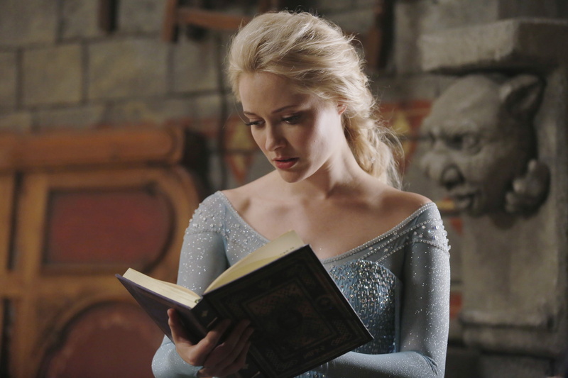 reading, looking, beauty, leisure activity, young adult, hair, one person, Once Upon A Time, focus, Georgina Haig, activity, front view, beautiful woman