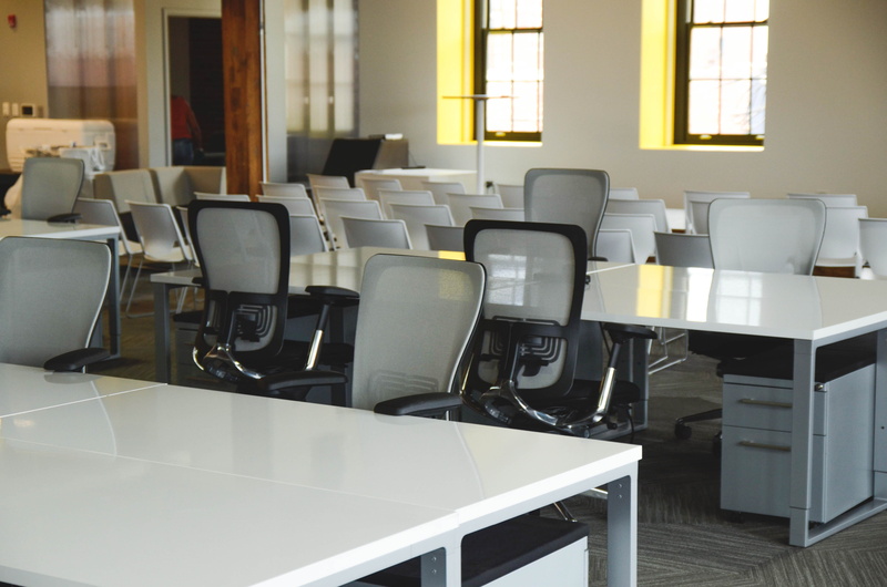 education, rectangular, 4K, conference, classroom, table, architecture, furniture, interior, chair, class room, room, university, tables, office, chairs
