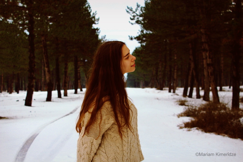 outdoors, nature, brown, side view, standing, long hair, beautiful woman, forest, hairstyle, dress, day, snow, tree, s, happy, hair, cold temperature, young women