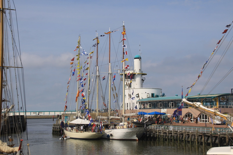 harbor, yacht, travel, architecture, mast, tallship, day, sky, built structure, sailboat, waterfront, building exterior, outdoors, transportation, pole