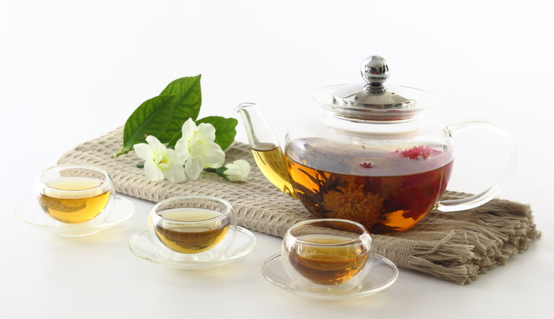 leaf, crockery, container, bowls, mint leaf - culinary, black tea, no people, herbal tea, drink, tea, tea - hot drink, 4K, indoors, saucer, freshness