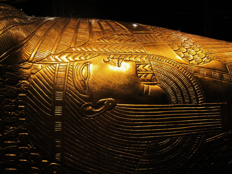 replica of tutankhamuns treasure, egyptian, golden, statue, gold colored, no people, representation, replica, creativity, art and craft, gold, carving