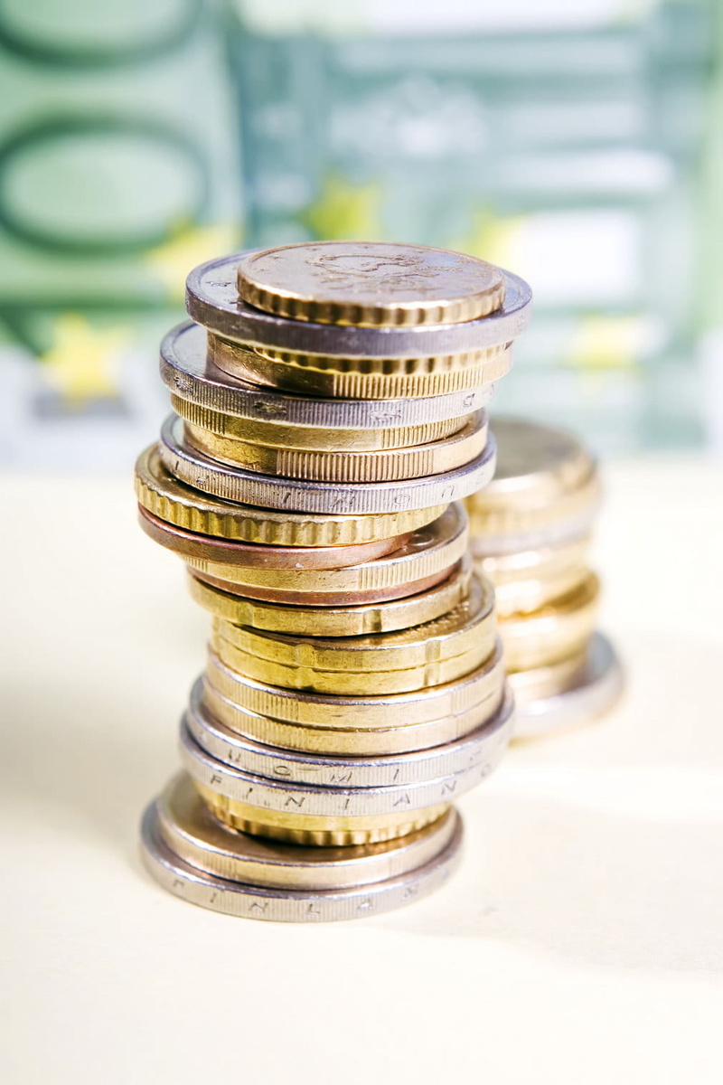riches, finance, nobody, closeup, studio shot, luxury, large group of objects, indoors, credit, no people, still life, making money, business, balance