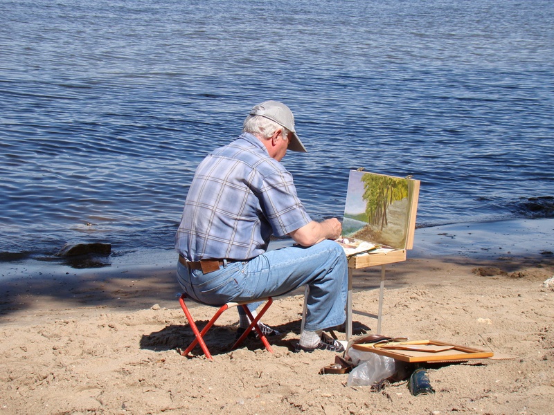 sitting, side view, blue, water, plein air, people, the painters case, casual clothing, sand, men, etude, land, outdoors, full length, laptop, 2K, river