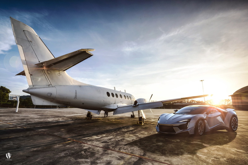 sunbeam, nature, no people, airplane, car, transportation, lens flare, sunset, runway, sky, outdoors, mode of transportation, aircraft, sunlight, commercial airplane