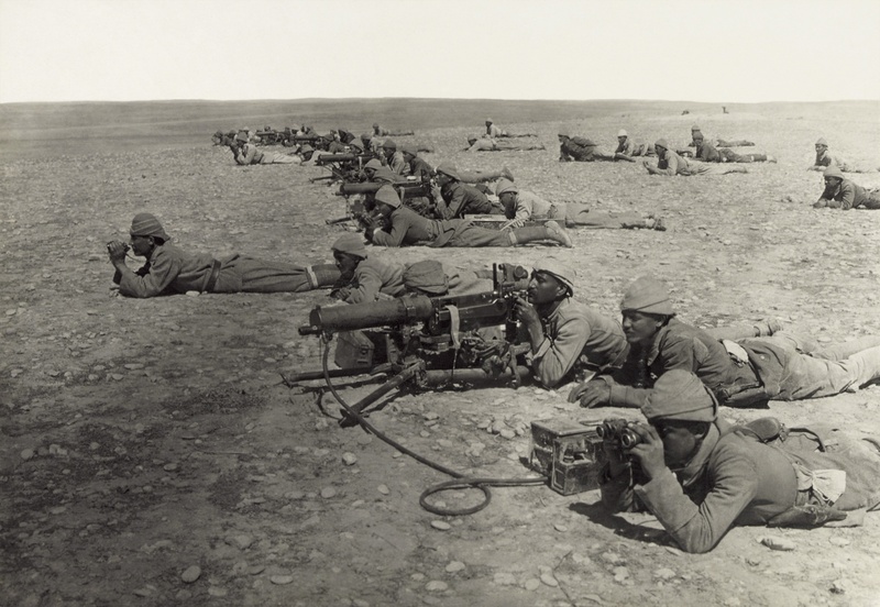 1917, real people, nature, 1080P, field, soldiers, adult, group of people, armed forces, army soldier, front, gray, crawling, ww1, scale, world war i