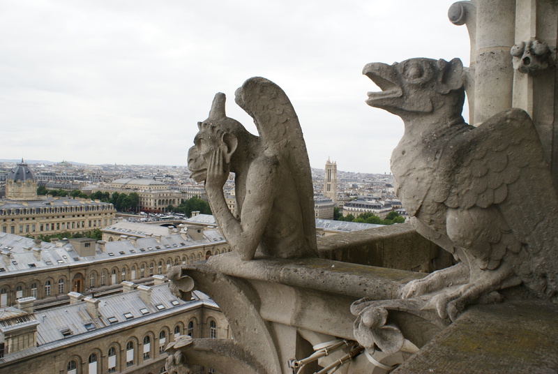 statue, Paris, no people, tourism, paris, building exterior, historic, capital architecture, city, gargoyle, animal representation, France, creativity