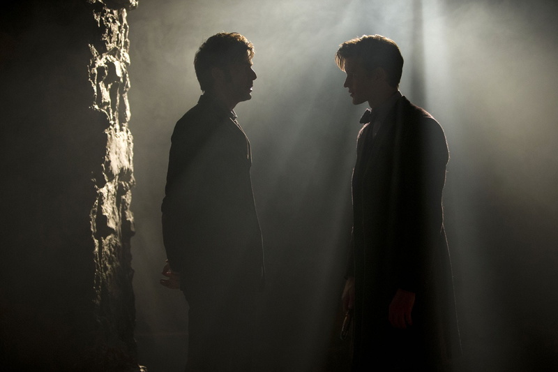formalwear, 1080P, bonding, men, adventure, Bbc, real people, who, face to face, black background, Futuristic, three quarter length, fi, doctor, drama