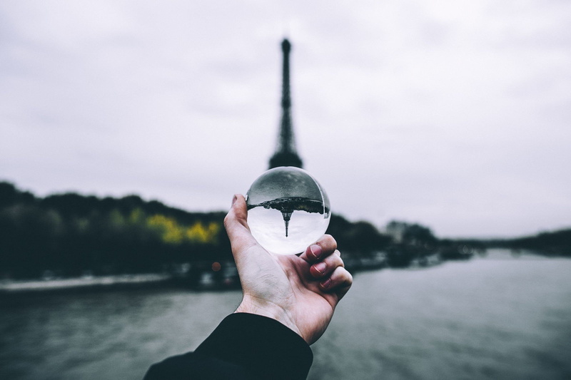 art, x, sphere, tower, 2000x1333 px, video, hd, eiffel, 1080P, px, REFLECTION, Eiffel Tower, upside, games, Paris, Upside Down, halo, hands