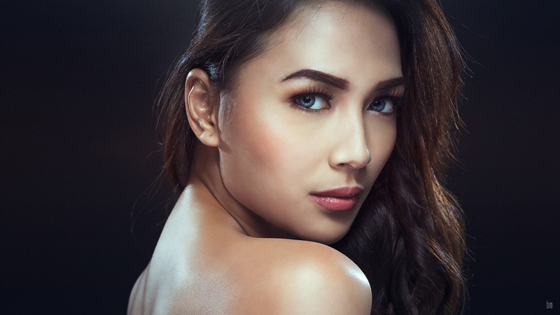makeup, Bry Manaloto, luxury, beautiful woman, beautiful people, body part, simple background, young adult, brunette, long hair, brown hair, modern, Kath Leis