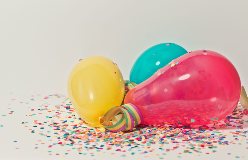 celebration, close-up, studio shot, lol, cosiness, variation, indoors, choice, birthday, pink color, group of objects, 5K, balloons, still life, desktop background