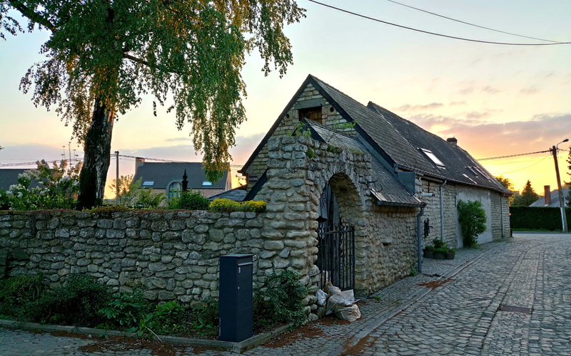 Nivelles, Walls brabant, Brick, Old, Landscape, Evening, Light, Sunset, House, beautiful, Architechture, Architectural, Baulers, Brabant Wallon, 1080P