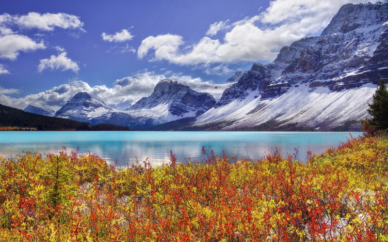 white, landscape, banff, hd, clouds, leaves, park, 2K, background, mountains, lake, yellow, sky, cyno, grmuski, snow, canada, red, national
