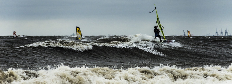 sky, splashing, storm, gdynia, sea, sport, surfer, leisure activity, ultrawide, wave, outdoors, 5K, wide, poland, autumn, no people, orłowo, nature, waterfront
