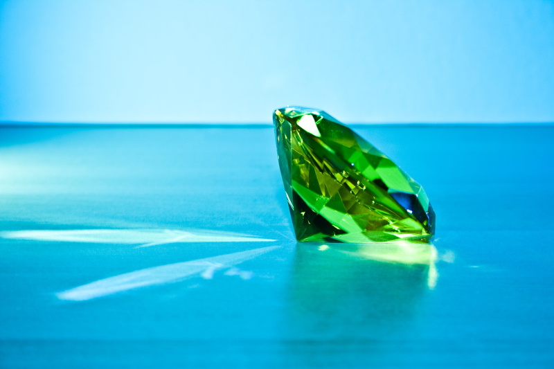 food and drink, colored background, shadow, blue, table, copy space, no people, animal, studio shot, glass stone, refraction, blue background, sea, close-up