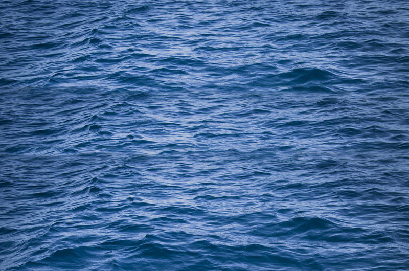ocean, splash, 5K, scenics - nature, shiny, nature, beauty in nature, nobody, cool, pure, backgrounds, blue, abstract, full frame, vacation, reflection