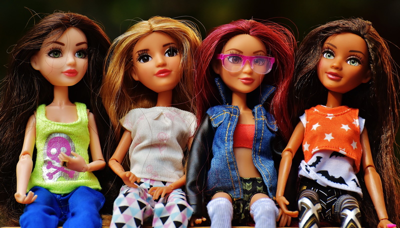 people, three quarter length, head, glasses, front view, arts culture and entertainment, children toys, women, child, pretty, portrait, teenager, clique