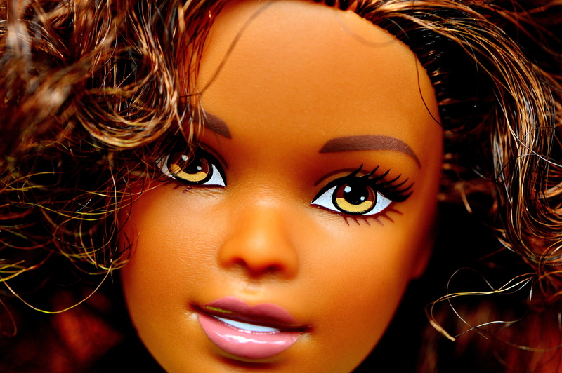 adult, young adult, beauty, females, headshot, human body part, looking at camera, one person, body part, young women, hairstyle, hair, children, make-up