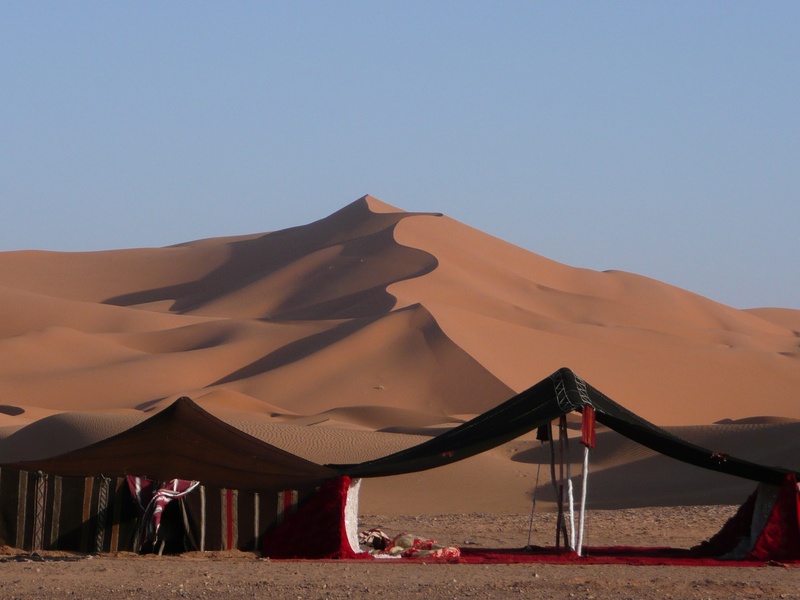 sand Dune, 2K, tent, tranquility, sunlight, adventure worlds, illustration, copy space, non-urban scene, beauty in nature, environment, dunes, clear sky