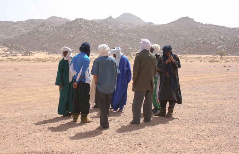 walking, desert, tuareg, shadow, group of people, people, togetherness, meeting, real people, mountain, climate, nature, clothing, day, group, 2K, adult