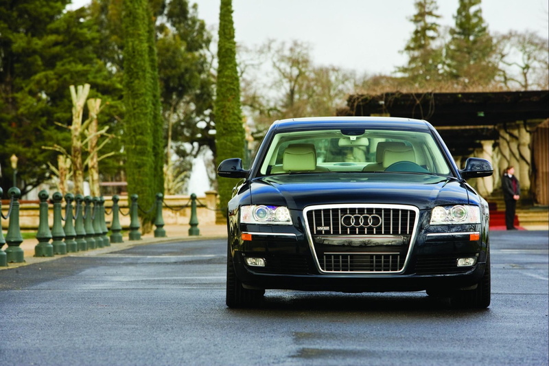 focus on foreground, car, the way forward, nature, audi, no people, city, motor vehicle, land vehicle, day, road, architecture, plant, tree, outdoors, 1080P