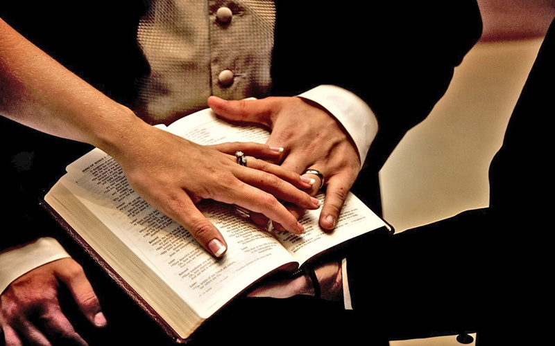 rings, pf, wearing, bible, open, weddng, 1080P