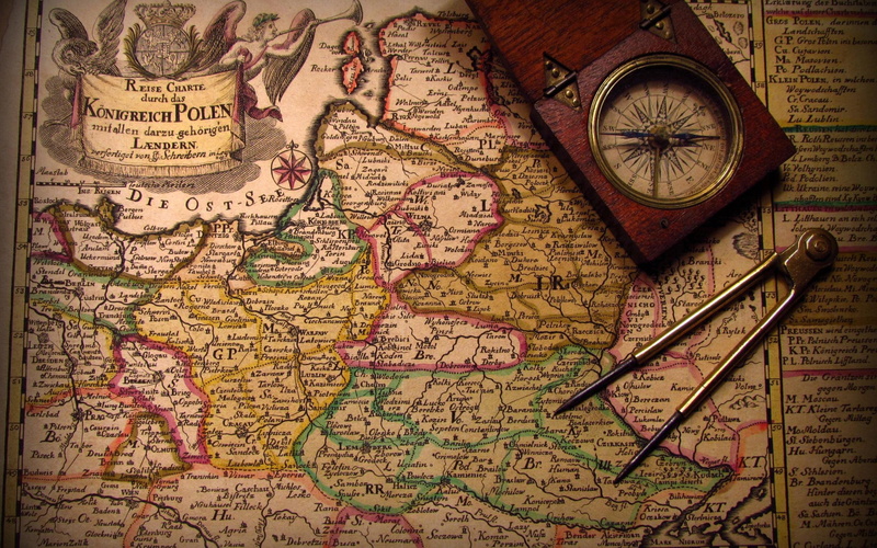 vintage, brown, silver, compass, 2K, frame, wooden, directions, 2560x1600, drawing, map, photography