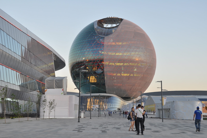 group of people, exposition, astana, built structure, men, people, sky, real people, 2K, nature, building exterior, group, sphere, kazakhstan, adult, leisure activity