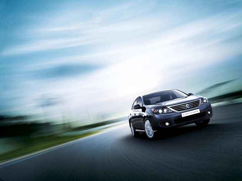day, blurred motion, road, sedan, travel, land vehicle, transportation, driving, the way forward, speed, sky, road trip, renault, sports car, car, motor vehicle